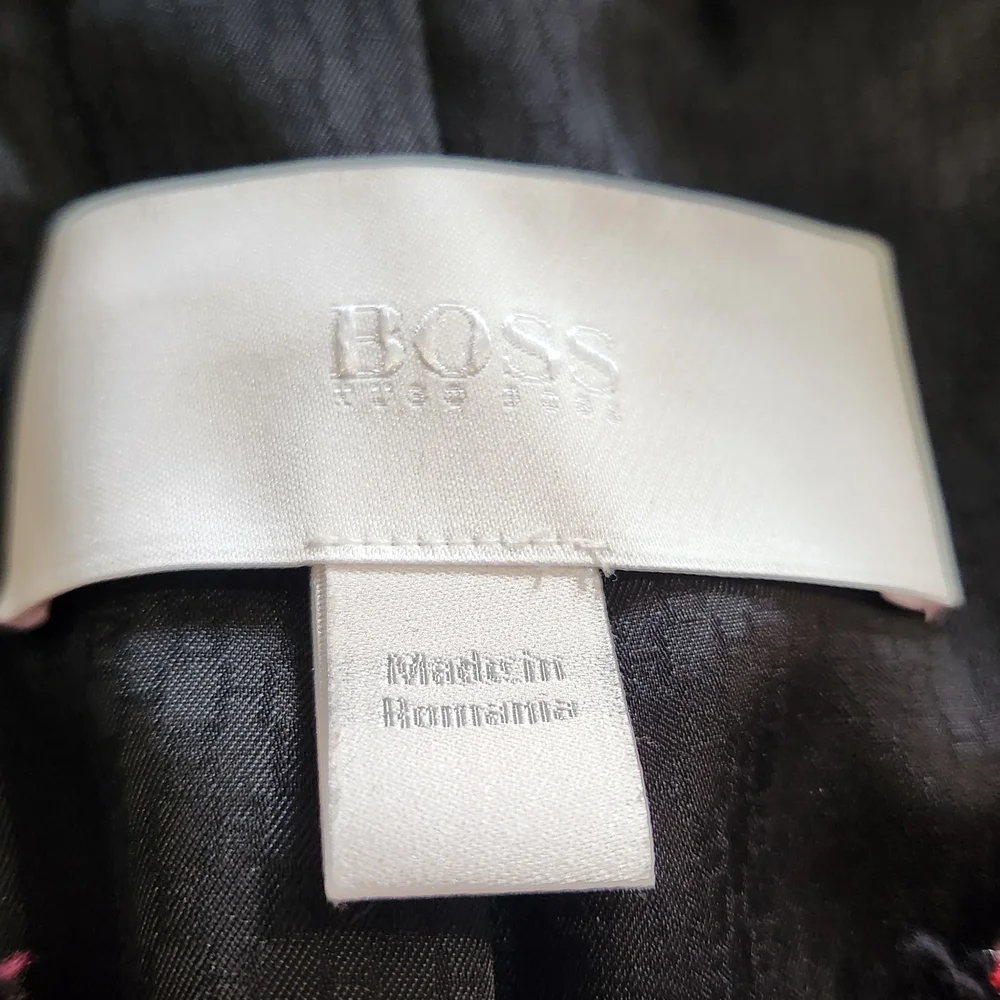 Hugo Boss Red and Black Tailored Blazer - Picture 9 of 15